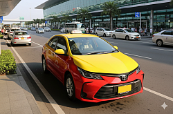 แท็กซี่ขอนแก่น Taxi Khonkaen แท็กซี่สนามบินขอนแก่น Airport Taxi แท็กซี่บขสขอนแก่น จองแท็กซี่ล่วงหน้า Book Taxi เบอร์โทรแท็กซี่ เรียกแท็กซี่ขอนแก่น ค่า เรียกแท็กซี่ 20 บาท เหมาแท็กซี่ไปต่างจังหวัด เหมารถตู้ เช่ารถตู้ พร้อมคนขับ แท็กซี่ขนาดใหญ่ 7 ที่นั่ง